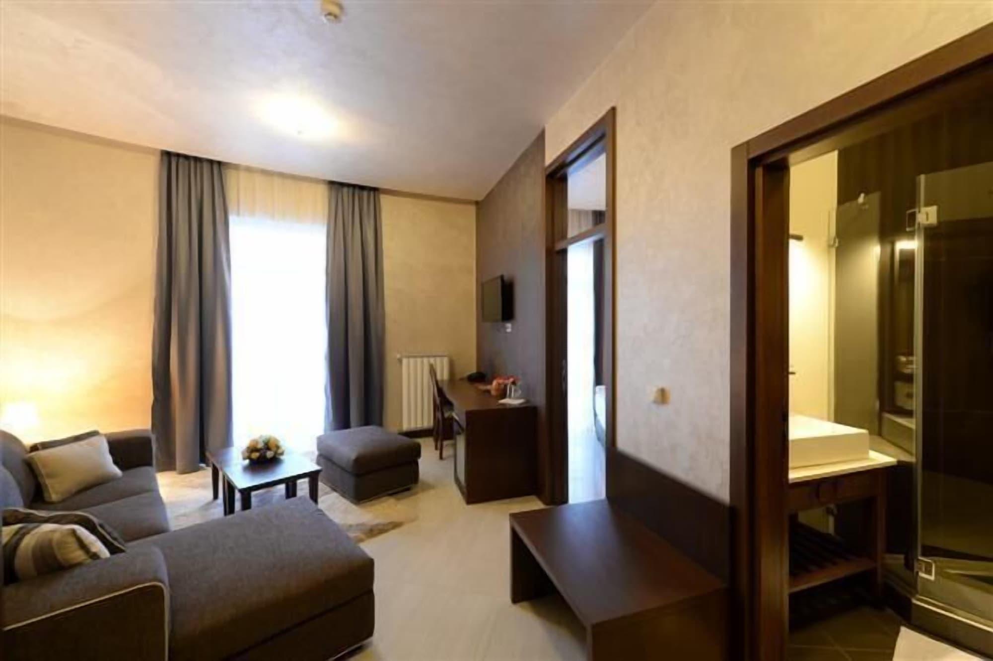 Hotel Majdan Belgrad Dış mekan fotoğraf