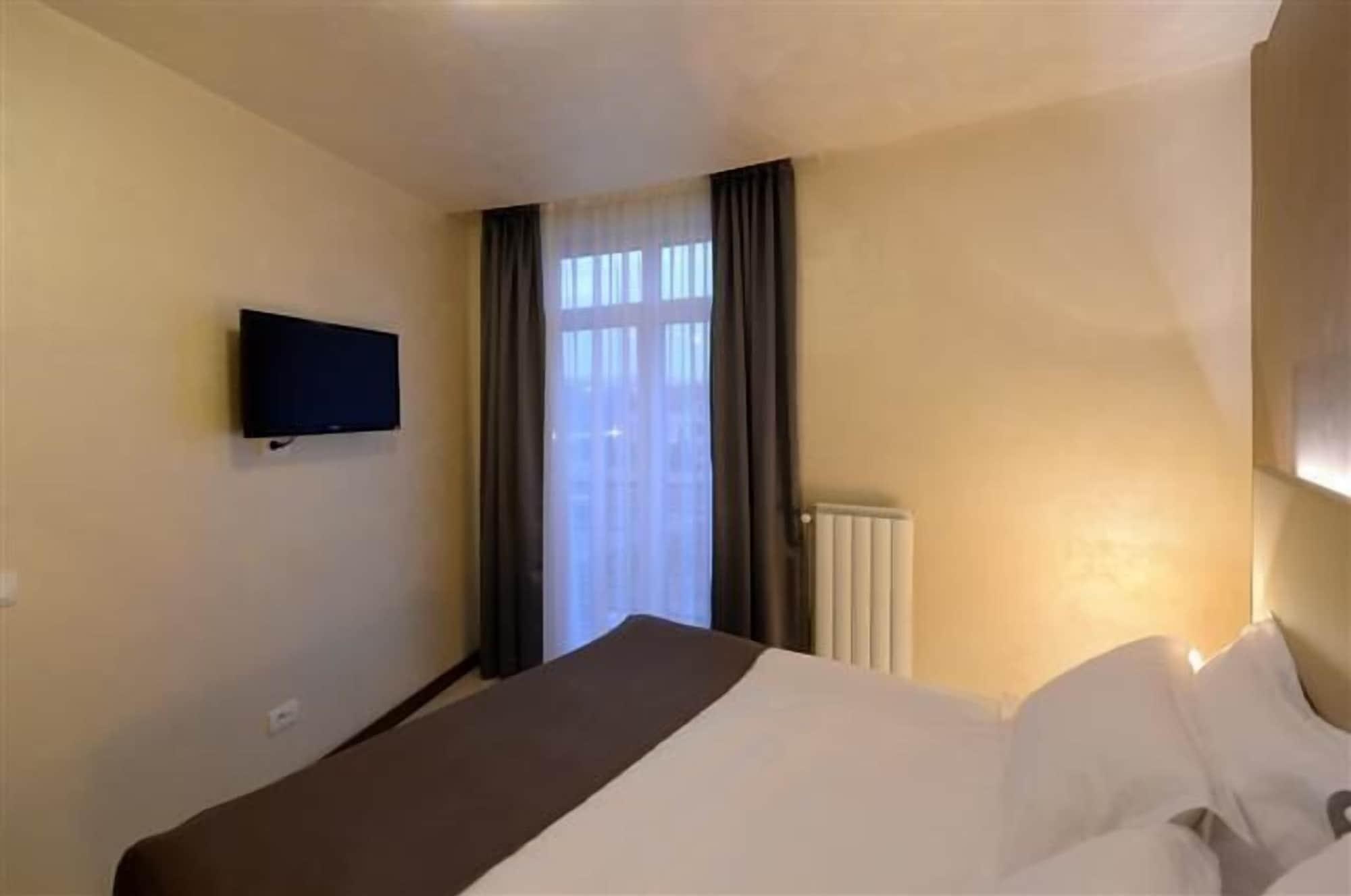 Hotel Majdan Belgrad Dış mekan fotoğraf