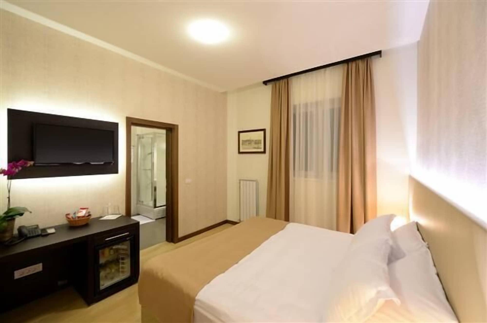 Hotel Majdan Belgrad Dış mekan fotoğraf