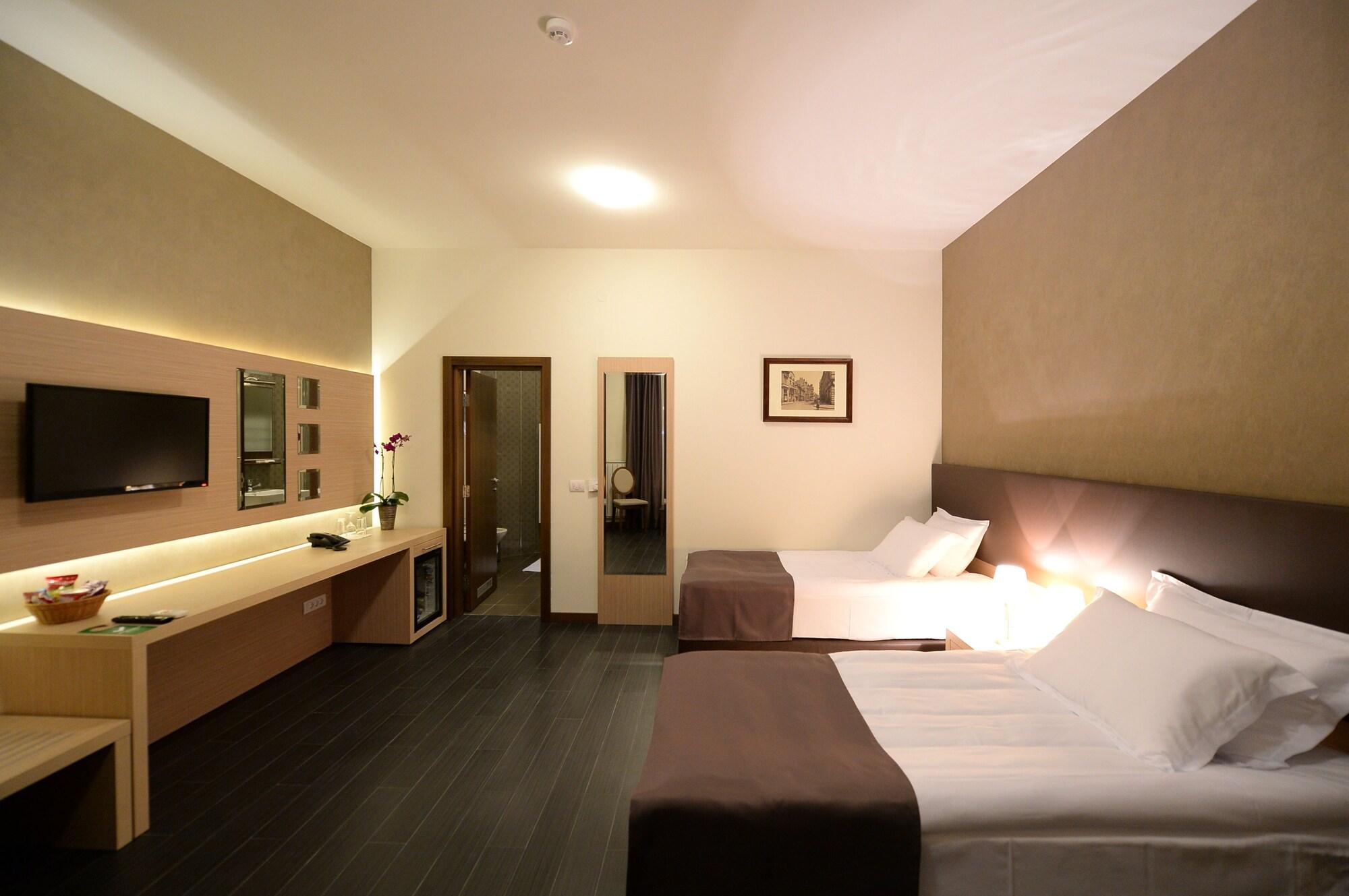 Hotel Majdan Belgrad Dış mekan fotoğraf