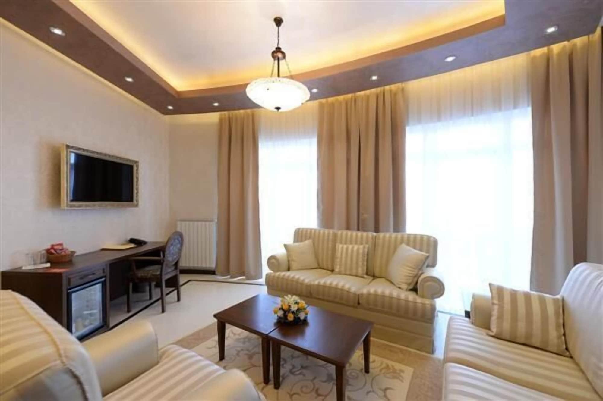 Hotel Majdan Belgrad Dış mekan fotoğraf