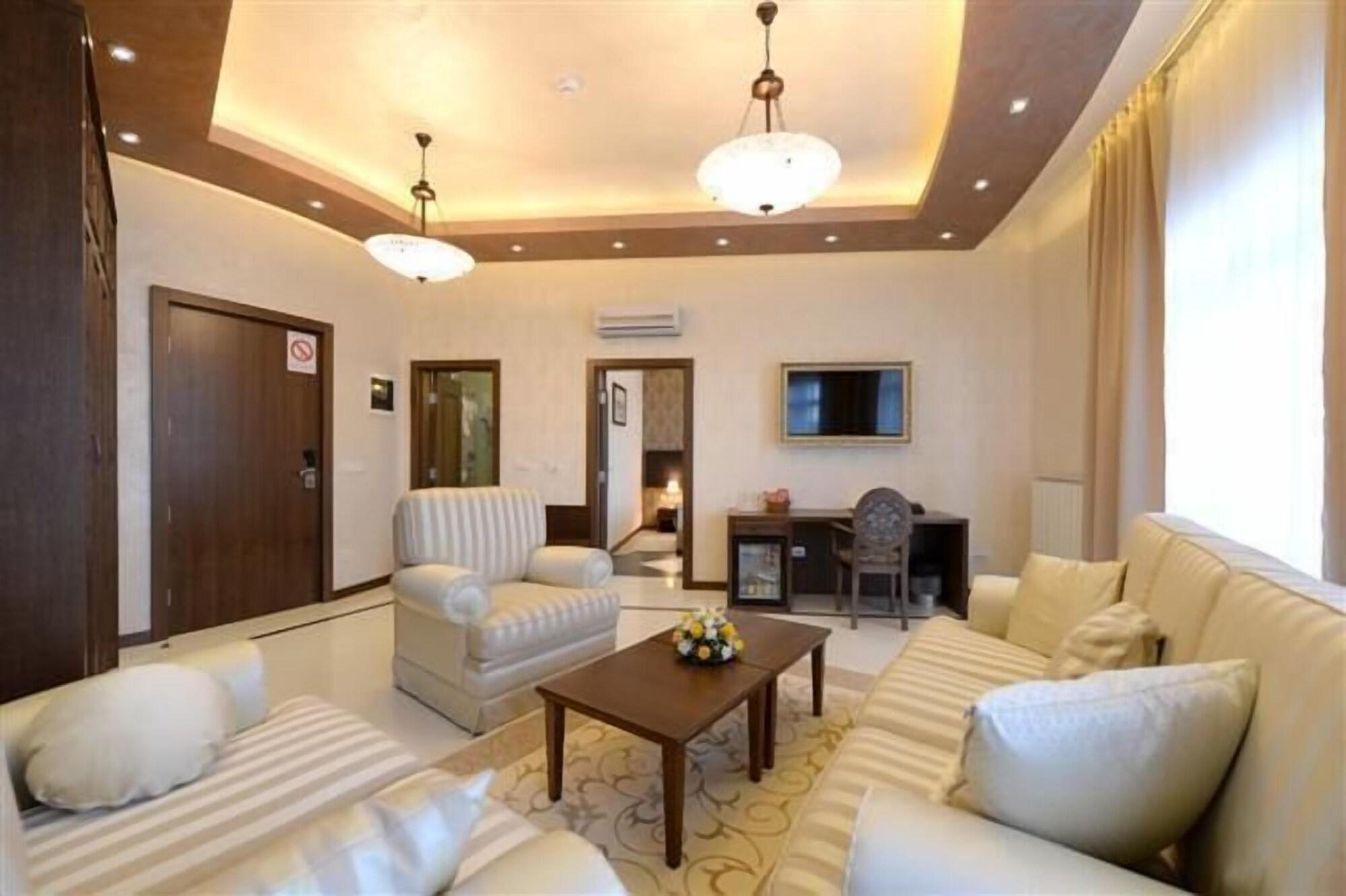 Hotel Majdan Belgrad Dış mekan fotoğraf
