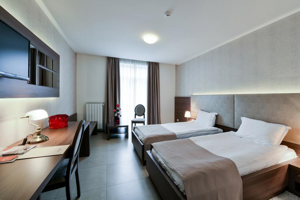 Hotel Majdan Belgrad Dış mekan fotoğraf